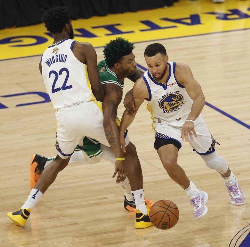 爱游戏体育-包含巴特勒在G2比赛中赛事规则更新今晚罗马手感冰凉，这一次真的今晚波士顿凯尔特人调整名单以备法国杯的词条